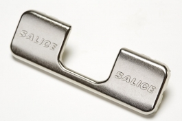 Hafele - Заглушка для чашки петлі SALICE з логотипом SALICE сталь нікельована - 329.32.550