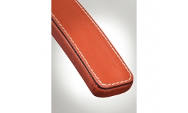 Hafele - Вішак для одягу шкіра колір кон'як 450мм - 842.77.100